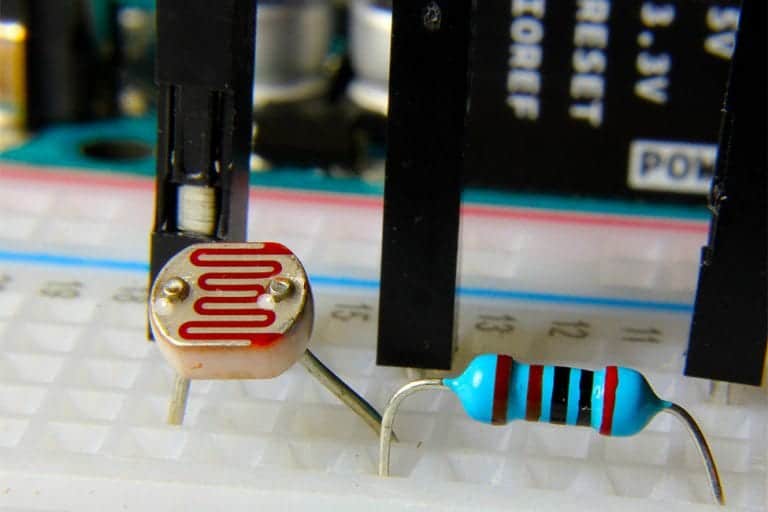 Arduino Light Dependent Resistor - LDR and Resistor